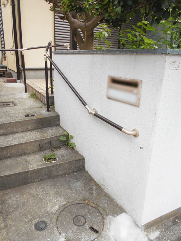 神奈川県横浜市S様邸　屋外手すり