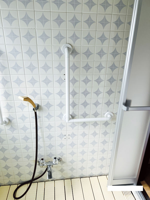 神奈川県横浜市S様邸：屋内手すり