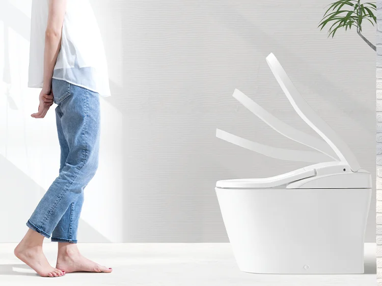 トイレのフタ 自動開閉 人感センサー