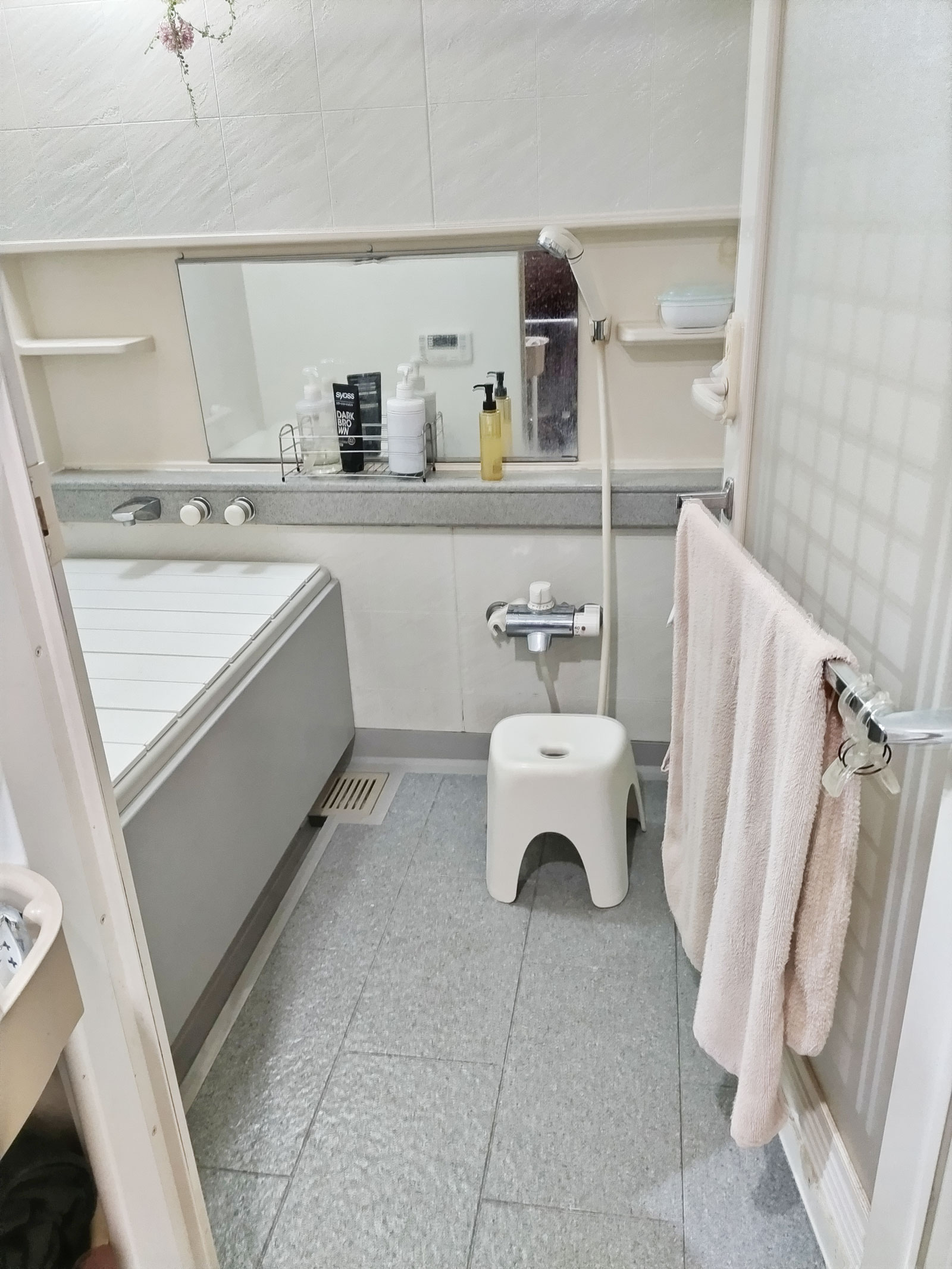 施工前 浴室 ユニットバス UB シャワーの位置