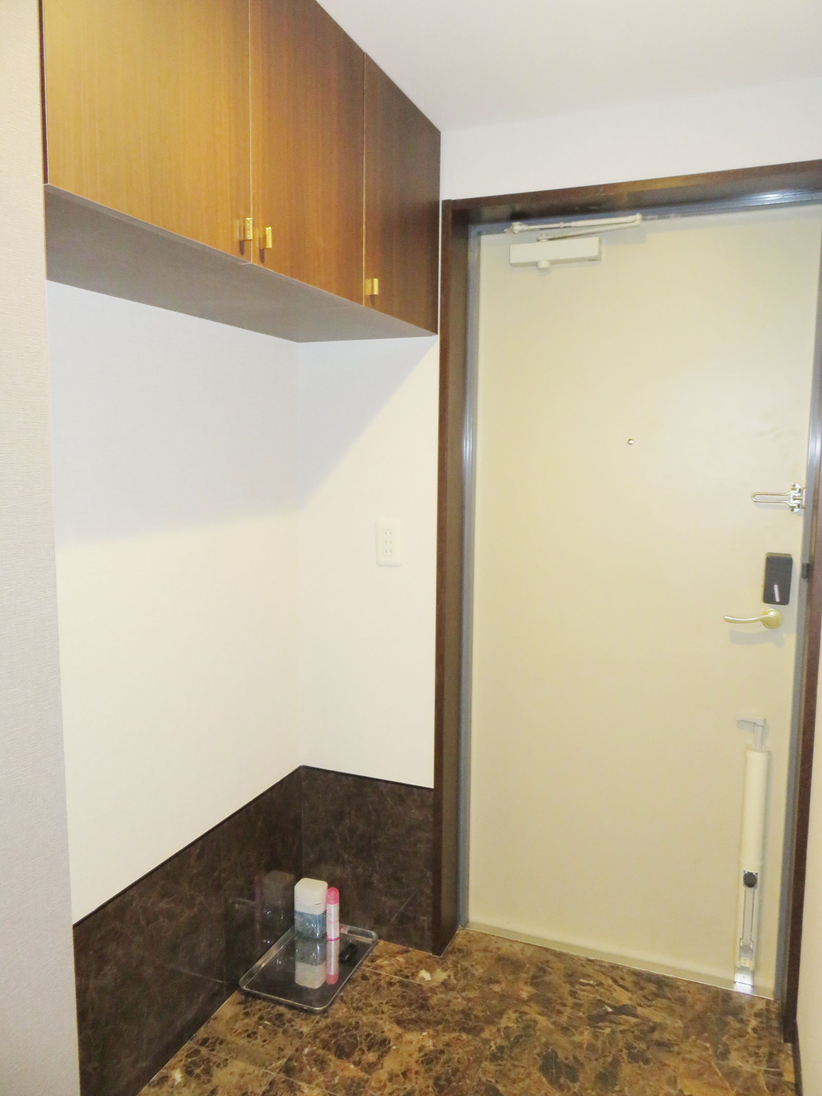 施工後 玄関 車いす収納