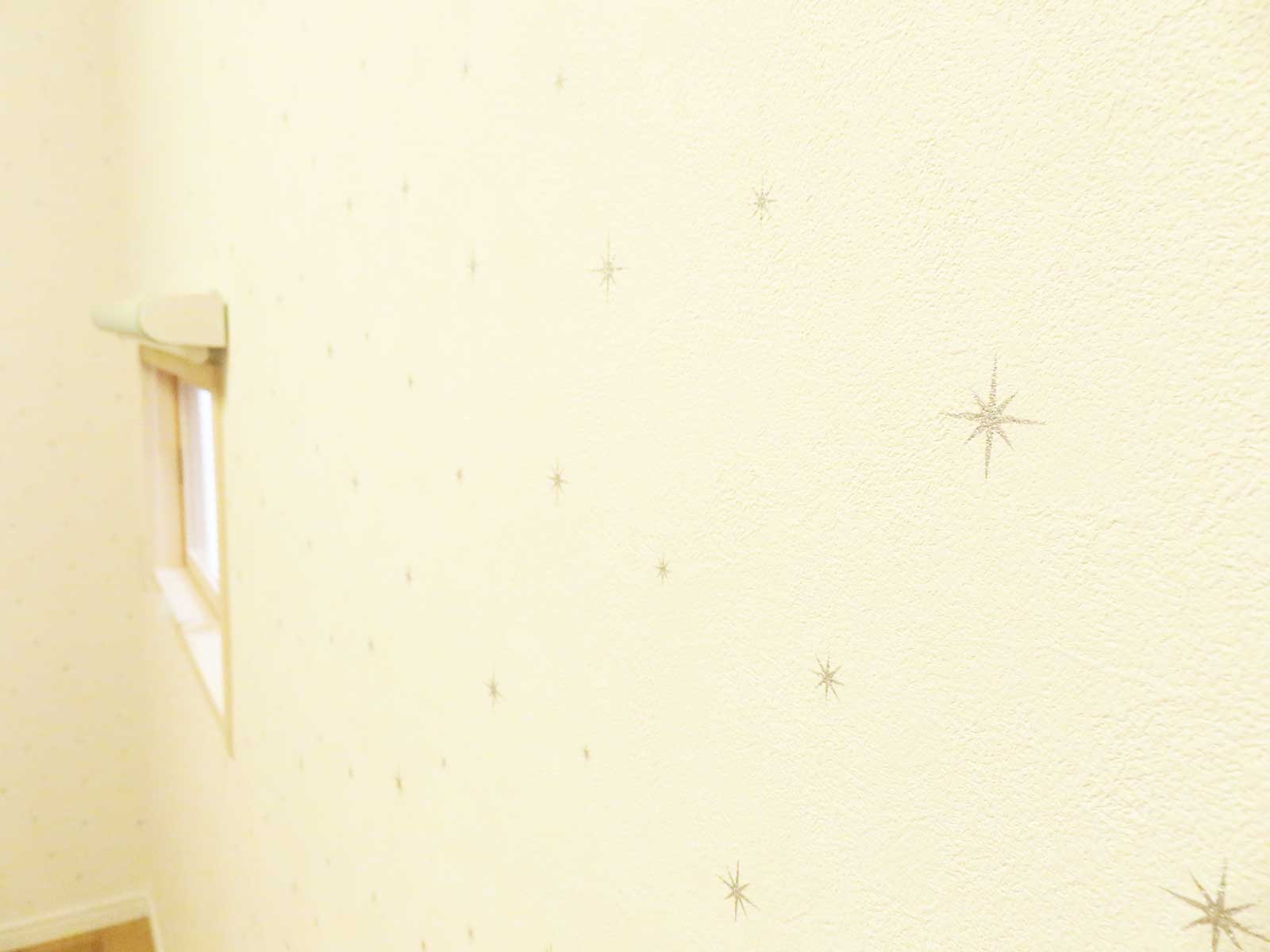 クロス　子ども部屋